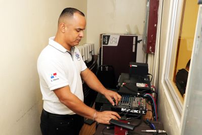 Instalación de equipos de sonido
