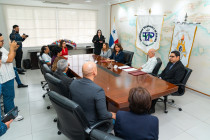 La UTP firma convenio con el IJA, impulsarán actividades colaborativas