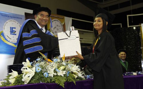 Graduación Promoción 2014, del Centro Regional de UTP Coclé.