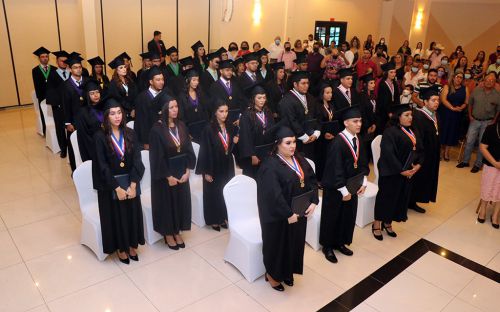 Centro Regional de Azuero celebra su Ceremonia de Graduación.