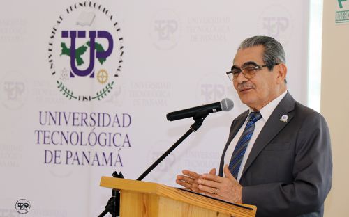 Rector de la UTP,  Ing. Héctor M. Montemayor Á.