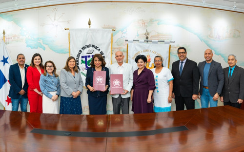 La UTP firma convenio con el IJA, impulsarán actividades colaborativas