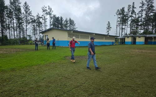 Estudiantes y docentes de la UTP impulsan soluciones energéticas para centros educativos de difícil acceso