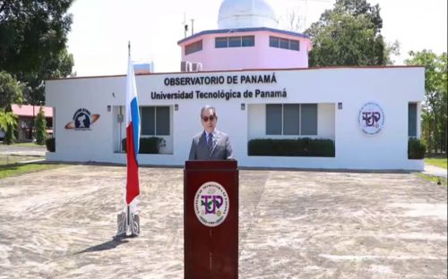 Primer Foro de Panamá Observación de la Tierra para el Beneficio Social.