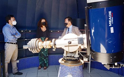 Embajador de Francia en Panamá visita el Observatorio Astronómico de Panamá.