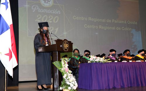 Ceremonia de Graduación de los centros regionales de Panamá Oeste y Colón, Promociones 2020 y 2021.