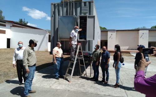 Contenedor Móvil para el Secado de Cebolla.