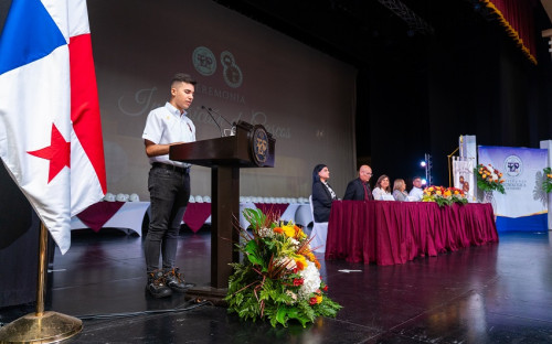 VI Ceremonia de Imposición de Cascos Ingenieriles de la FIM 2025