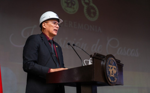 VI Ceremonia de Imposición de Cascos Ingenieriles de la FIM 2025