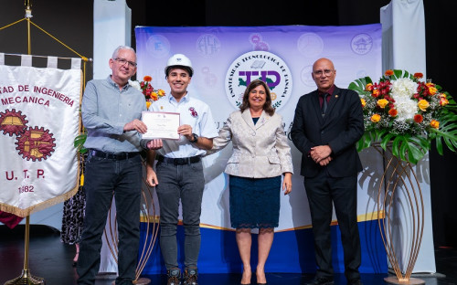 VI Ceremonia de Imposición de Cascos Ingenieriles de la FIM 2025