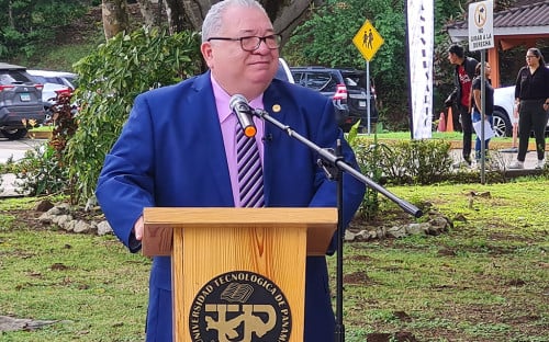 Bienvenida a los estudiantes al segundo semestre 2024 Universidad Tecnológica de Panamá