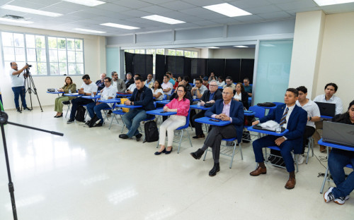 Tercer Taller sobre Servicios y Aplicaciones Inteligentes de IoT 2026 en la UTP, ocho países participantes