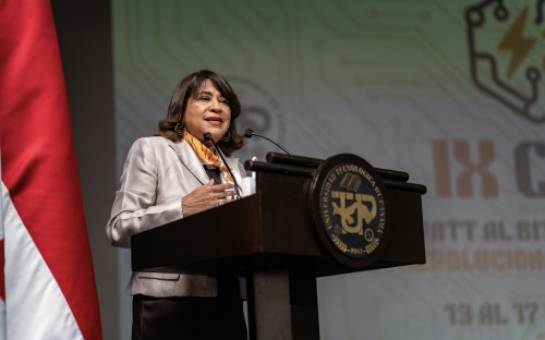 IX Congreso de la Facultad de Ingeniería Eléctrica