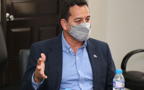 Dr. Ricardo Quiroga, Coordinador del Programa de Desastres de la NASA para las Américas.