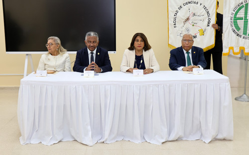 Presentación oficial del Laboratorio de Investigaciones en Biociencias y Ciencias Aplicadas (LIBBCA) en la UTP