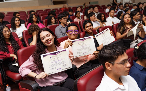 Reconocimiento a Estudiantes de Mención Honorífica 2026, Excelencia y Mejoramiento Continuo