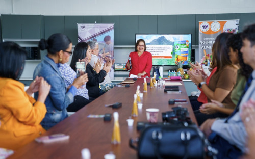 La UTP lanza proyecto que convierte la ciencia en emprendimiento tecnológico, Papilla Nutritiva con materias primas regionales