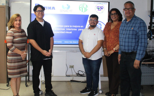 Estudiantes de la UTP presentan innovador sistema de movilidad asistida con realidad aumentada