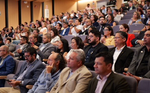 Investigadores de la UTP reciben reconocimiento del SNI, en el Encuentro de Intercambio Científico
