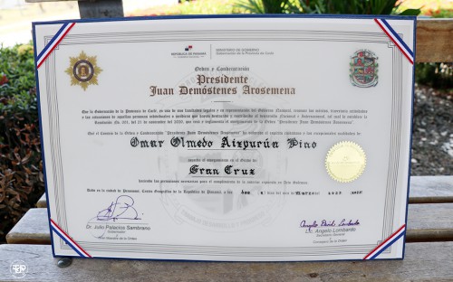 Condecoración Orden Presidente Juan Demóstenes Arosemena, en el grado de Gran Cruz.