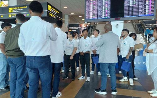 Estudiantes de UTP Coclé visitan el Aeropuerto Internacional de Tocumen