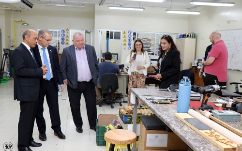 Rector de la UTP recibe visita del Embajador de Israel en Panamá, S. E. Itai Bardov.