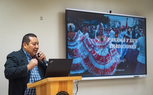 Visita Académica de México en la UTP, Escuela Bancaria y Comercial de México (EBC)