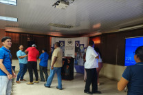 Interacción entre participantes durante la actividad de toma de decisiones conscientes. Interacción entre participantes durante la actividad de toma de decisiones conscientes.