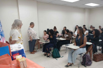 Donación al Asilo Bolívar-Estudiantes de la Carrera de Licenciatura en Comunicación Ejecutiva Bilingüe UTP, FCT, Universidad Tecnológica de Panamá, Facultad de Ciencias y Tecnología, Licenciatura en Comunicación Ejecutiva Bilingüe