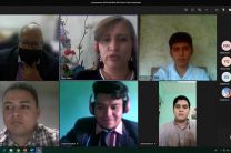 Ing. María Tejedor y los estudiantes que desarrollaron el proyecto de página Web de Cristo Sembrador.