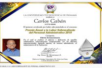 Lic. Carlos Cabán de la Dirección de Comunicación Estratégica, en la Categoría Mérito Extraordinario.