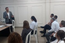 El potencial del CINEMI lo dio a conocer el Dr. Félix Henríquez a autoridades de la Facultad de Ingeniería Industrial durante gira académica.