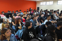Estuvieron presentes estudiantes. Estuvieron presentes estudiantes.