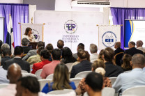 La rectora de la UTP, Dra. Ángela Laguna C. hizo membranza de la historia del CEI.