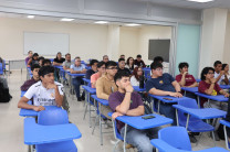 Estudiantes de la FISC.