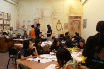 Alumnos graduandos de Bachiller en Letras de la Panamerican School.