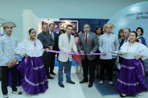 Inauguración del stand del Observatorio Astronómico.