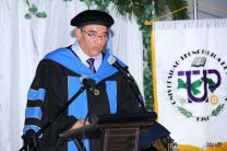 El Rector, Dr. Oscar Ramírez, durante su discurso.