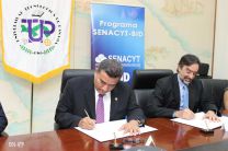 UTP y SENACYT firman convenio de Colaboración Educativa. 