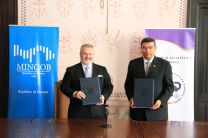 MINGOB y la UTP firman convenio de Cooperación.