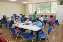 Grupo de niños del curso de verano de inglés en CEL-Aguadulce