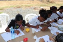 Las actividades del día incluyeron pintar con acuarela.