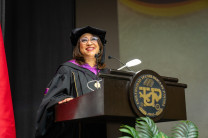 Rectora de la UTP, Dra. Ángela Laguna