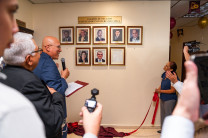 Galería de Decanos. Develación de las obras restauradas que rinden homenaje a las autoridades salientes de la facultad.