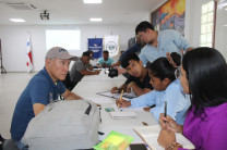 Asistentes en la conformación del taller 
