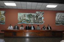 Autoridades  del Consejo de Rectores de Panamá y del IFARHU.