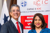 El Ing. Arias junto a la Dra. Laguna.