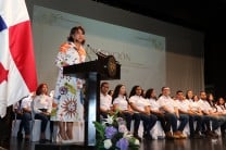 La Vicerrectora Académica, Dra. Angela Laguna, expresó que este era un momento muy especial.