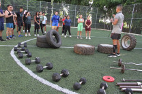 Competencia de CrossFit estudiantil.