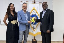 Mgtr. Carlos Pezzani, expositor internacional entre libro a docentes del Centro Regional de Panamá Oeste. 